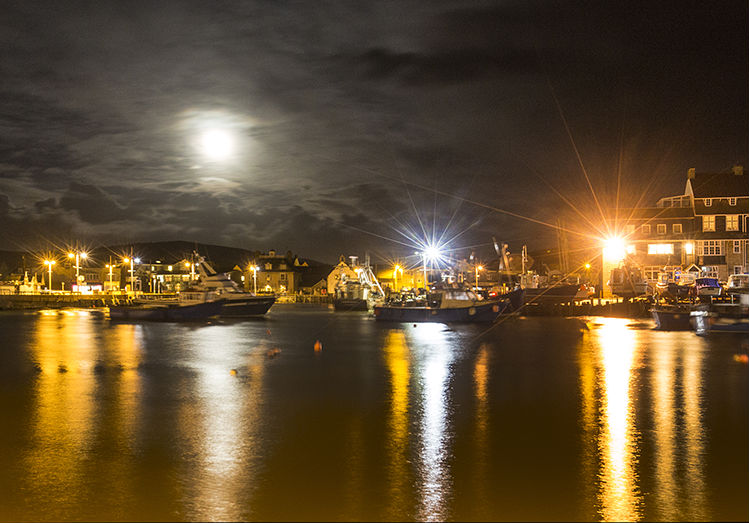 West bay harbour full moon